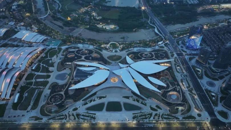 Boutique Canon | Appréciation du projet lauréat du prix Jinyu : Projet de centre culturel et artistique de la ville des sciences et technologies du futur d'Anji « Deux montagnes »