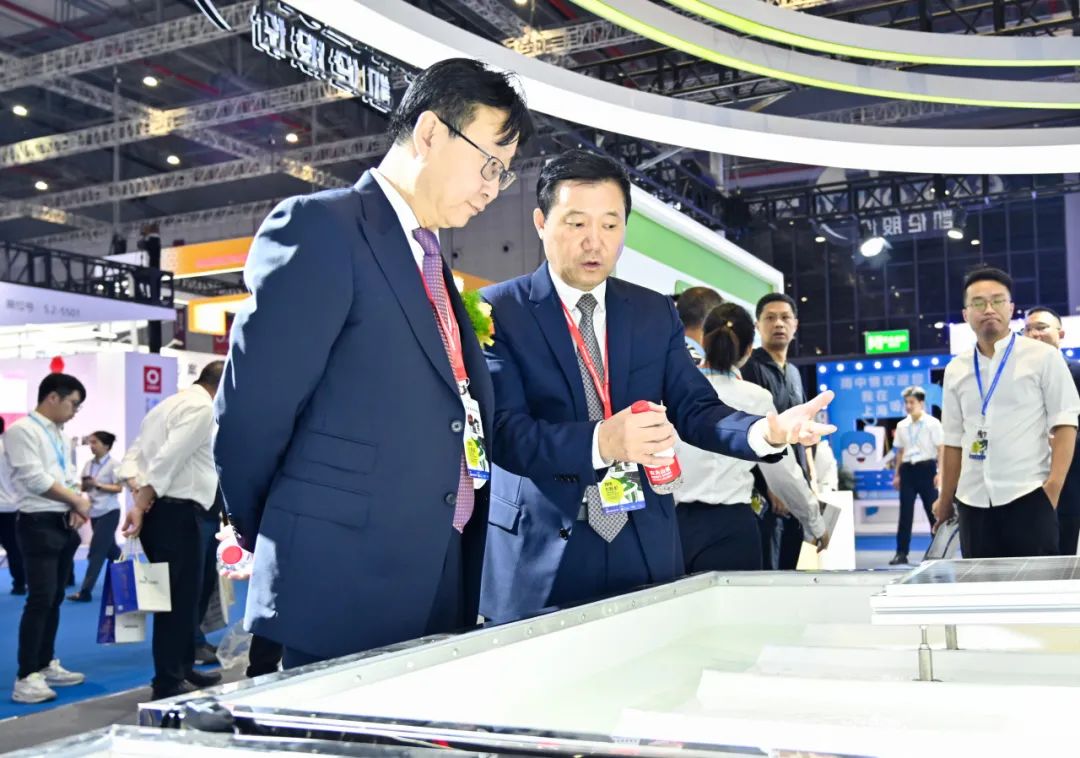Canlon a assist&eacute; &agrave; l'exposition de technologie de toiture et d'&eacute;tanch&eacute;it&eacute; internationale en Chine en 2024