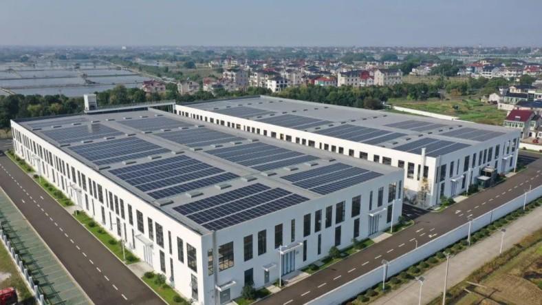 Syst&egrave;me photovolta&iuml;que distribu&eacute; canlon