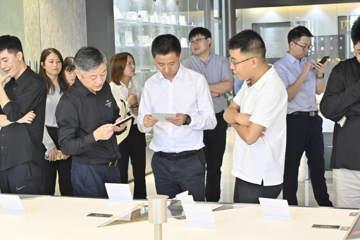 La Chambre de Commerce de la Jeunesse de Wujiang a visit&eacute; CANLON