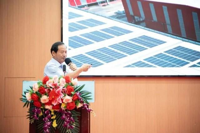 Wu Yunshan, vice-pr&eacute;sident de la Hainan Green Building Society, a prononc&eacute; un discours sur la r&eacute;union