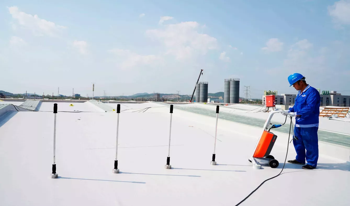 Sujet de normalisation | Solution de fixation mécanique en PVC de Canlon pour la réparation de toiture en béton