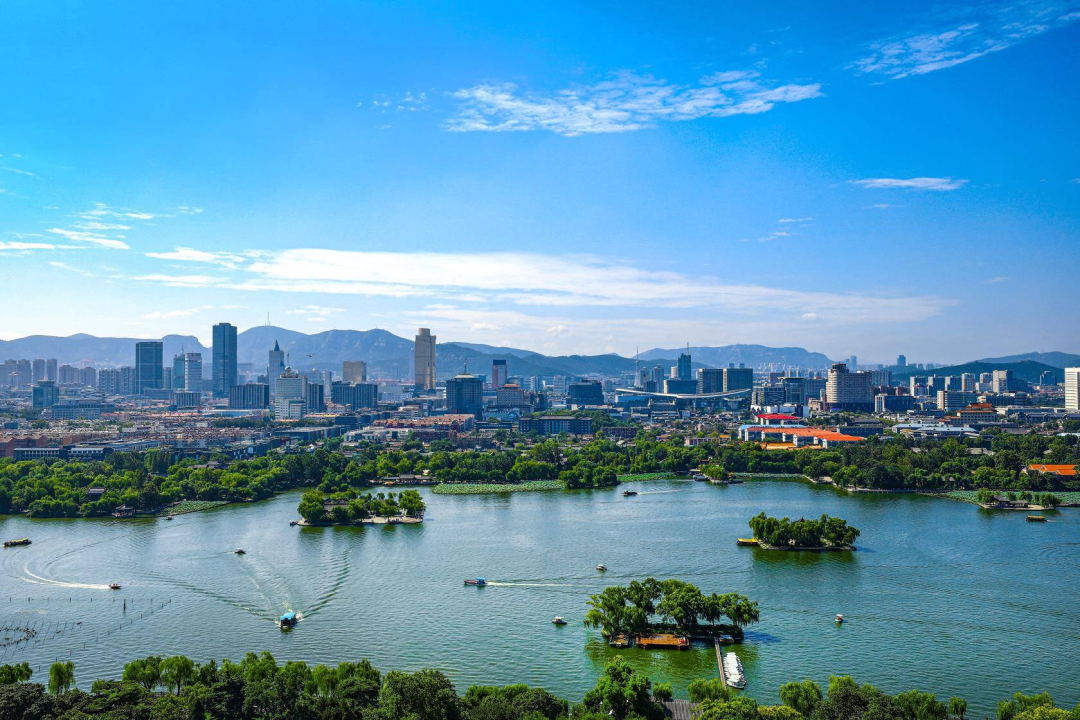 Membrane d'&eacute;tanch&eacute;it&eacute; pr&eacute;-appliqu&eacute;e pour travaux souterrains