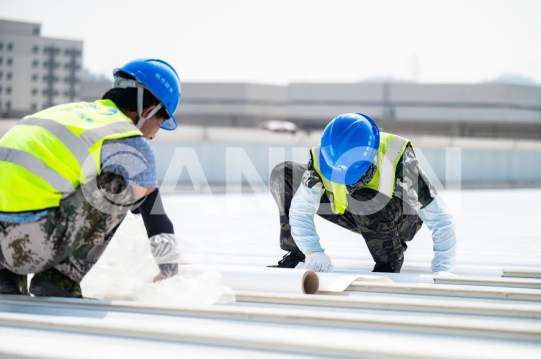 toiture solaire canlon1