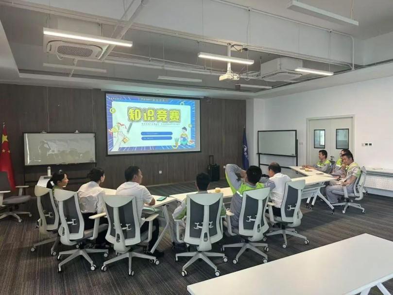 Canlon sain | Concours de connaissances + compétition de compétences, la vie de Canlon est très riche cet été