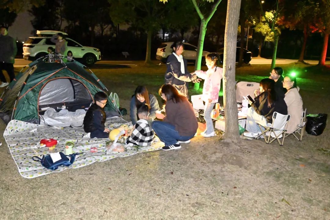 Partez camper avec Canlon